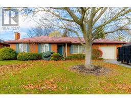 4 Christopher Court, MLS X12559508