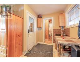 3880 DUNDAS STREET - 32