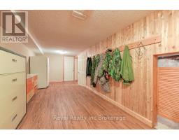 3880 DUNDAS STREET - 35