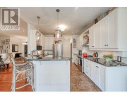 428 LAKEVIEW DRIVE - 13