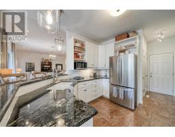 428 LAKEVIEW DRIVE - 15