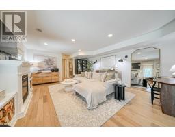 428 LAKEVIEW DRIVE - 39