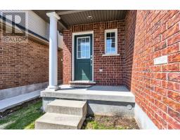 687 FRONTENAC CRESCENT - 2