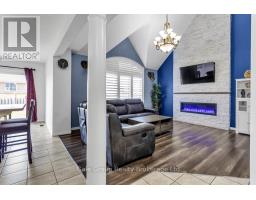 687 FRONTENAC CRESCENT - 6