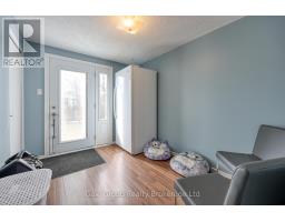 235 HUNTINGDON CRESCENT - 17