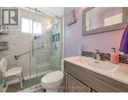 235 HUNTINGDON CRESCENT - 19