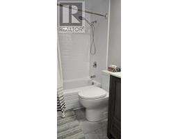 39 - 806201 OXFORD 29 ROAD - 19