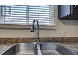 128 SYMPATICA CRESCENT - 8