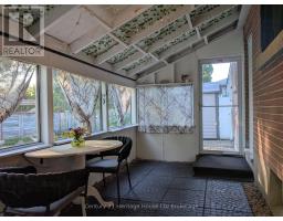 293 CLARKE STREET N - 27