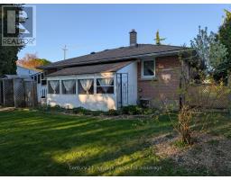 293 CLARKE STREET N - 33