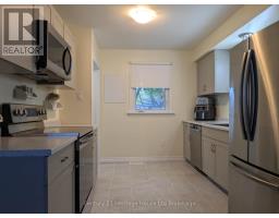 293 CLARKE STREET N - 7