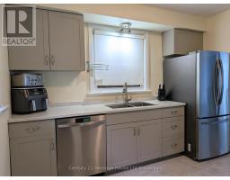 293 CLARKE STREET N - 9
