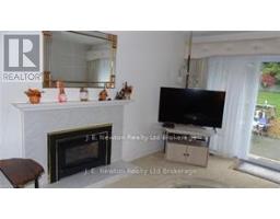 5 DEREHAM DRIVE - 11