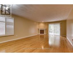 16 - 928 LORENE STREET - 12