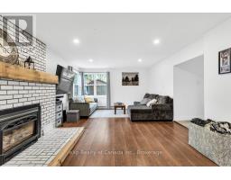 456 JOHN STREET S - 11