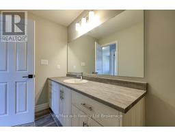 129 LOSSING DRIVE - 16