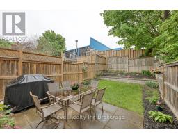2 MARLBORO COURT - 25