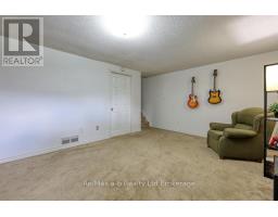 3 - 478 SPRINGBANK AVENUE N - 34