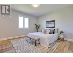 192 TALBOT STREET - 18