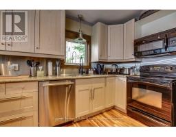 61 BLUEWATER AVENUE - 17