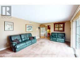 34 MARK CRESCENT - 15