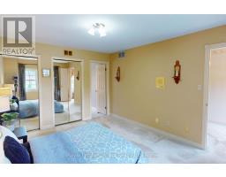 34 MARK CRESCENT - 28