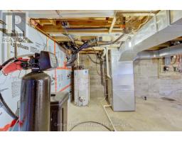 151 HURON STREET - 41