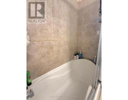1121 MELSANDRA AVENUE - 12