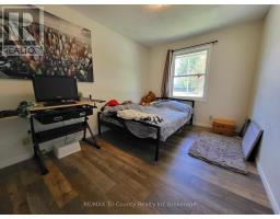 9 NELSON STREET - 12