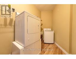 3880 DUNDAS STREET - 27
