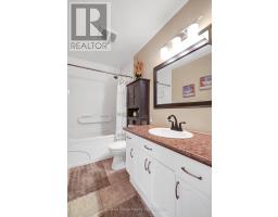167 CLARENCE AVENUE - 24