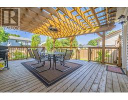 167 CLARENCE AVENUE - 6