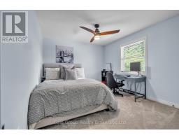 997 RIDGEWOOD DRIVE - 31