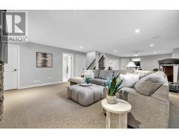 997 RIDGEWOOD DRIVE - 35