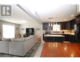 20 SANDY COURT - 12