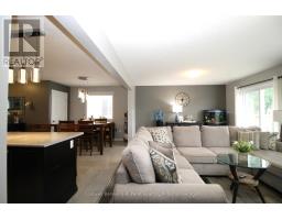 20 SANDY COURT - 18