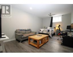 20 SANDY COURT - 30
