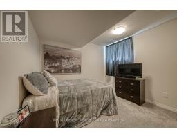30 LIVINGSTON DRIVE - 30