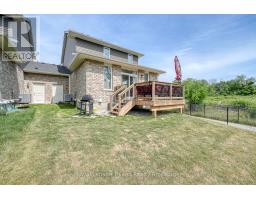 30 LIVINGSTON DRIVE - 35
