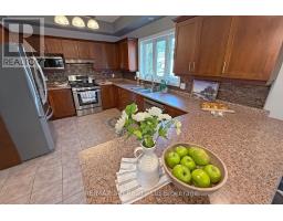 842 SPRINGBANK AVENUE N - 20