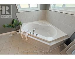 842 SPRINGBANK AVENUE N - 28