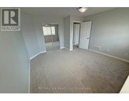 842 SPRINGBANK AVENUE N - 33