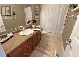 842 SPRINGBANK AVENUE N - 34