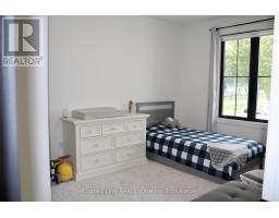 4 CHARLES COURT - 12