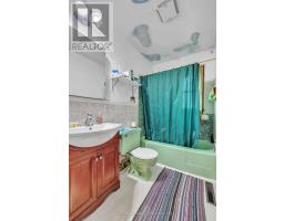 243 HIGHBURY AVENUE W - 7