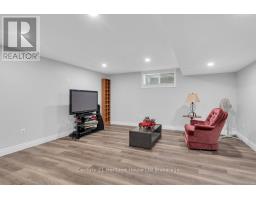 83 WALKER ROAD - 32