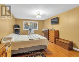 1 LAMERS COURT - 15