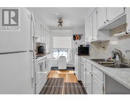 1 LAMERS COURT - 6
