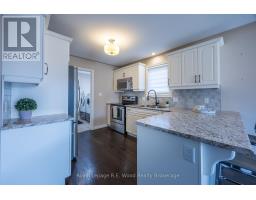 42 HOGARTH DRIVE - 15