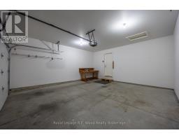 42 HOGARTH DRIVE - 19